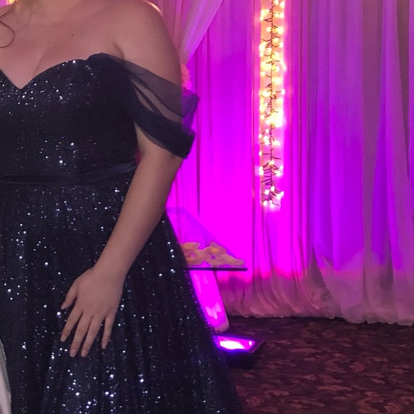 Royal blue dress size 10. Can provide more pictures of dress through message. - Picture 2 of 2